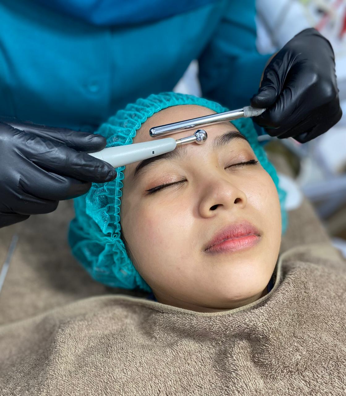 Facial Galvanic & Skinbooster